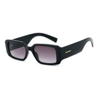 OC.CL.4987-2001-Oculos-de-Sol-Feminino-Chilli-Beans-Casual-Degrade-Preto