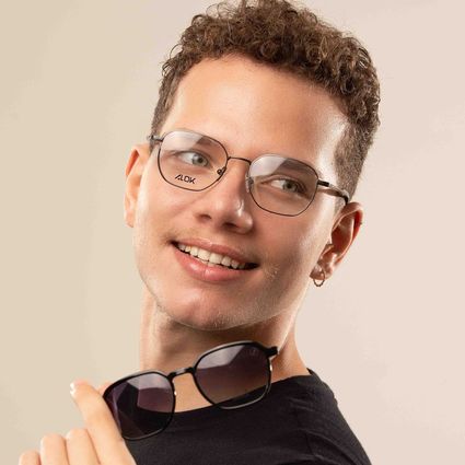 LV.MU.1324.2-Armacao-Para-Oculos-de-Grau-Masculino-Alok-Space-Rave-Multi-Polarizado-Marrom--1-.jpg