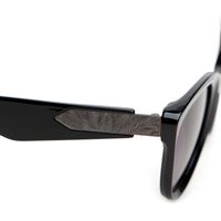 OC.CL.4881-2001.1--Oculos-de-Sol-Feminino-Eco-Cat-Degrade-Preto--4-.jpg