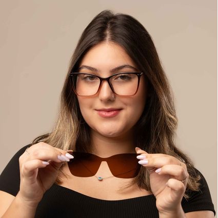 LV.MU.1111.1--Armacao-Para-Oculos-de-Grau-Feminino-Chilli-Beans-Polarizado-Multi-Fume-Cinza--1-