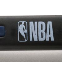 OC.MT.4291-2022-Oculos-de-Sol-Masculino-NBA-Golden-State-Warriors-Aviador-Degrade--2-