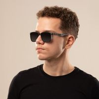 OC.ES.1535.5--Oculos-de-Sol-Masculino-Chilli-Beans-New-Sport-Polarizado-Degrade-Preto--2-