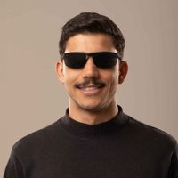 Oculos-de-Sol-Masculino-Chilli-Beans-Flutuante-Degrade-Preto-Polarizado