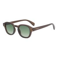 OC.CL.5674-8202.1-Oculos-de-Sol-Masculino-Chilli-Beans-Redondo-Degrade-Verde--4-